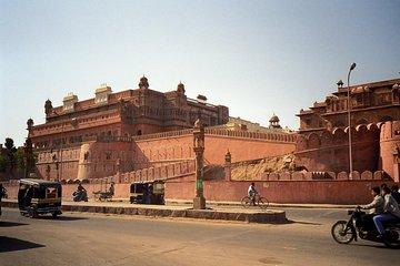 Take a guided walk through Bikaner