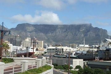 Private Panoramic Cape Town City bowl and Constantia Wine Route T