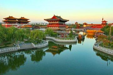 Zhengzhou:Kaifeng Private Day Tour Featuring MUST-SEE Attractions