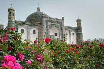 7-Day Silk Road Tour from Kashgar to Dunhuang, Jiayuguan