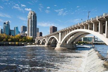 Twin Cities Tour & Mississippi River Cruise