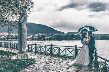 Private Photo Session with a Local Photographer in Corinth