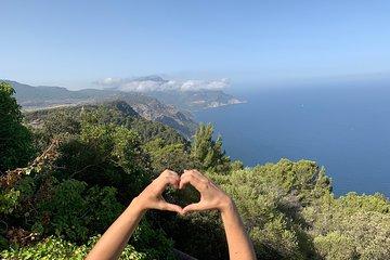 Mallorca Hidden Marvels: Guided Routes for Small Groups