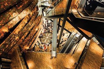 Guided tour of the Titanic Museum in Spanish