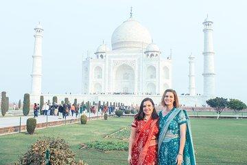 Same Day Taj Mahal Tour by Gatimaan Train
