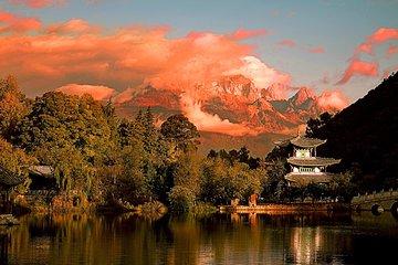 1-Day Dongba and Naxi Culture Tour in Lijiang