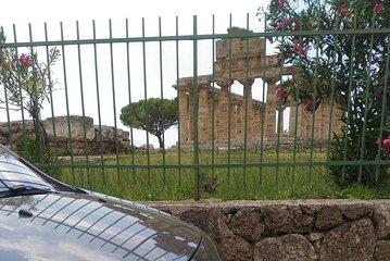 Skip the line Paestum Greek Temples guided visit