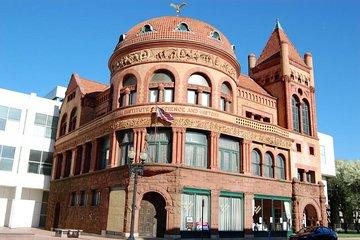 Self-Guided Bridgeport Scavenger Hunt: Connecticut's Sights