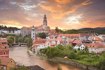 Direct one way transfer from Hallstatt to Český Krumlov