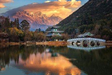 4 Hour Private Lijiang City Highlights Walking Tour