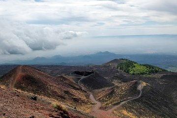 Mount Etna and winery private tour from Messina