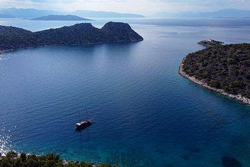 Athens Day Cruise: 3 Islands Tour in the Saronic Gulf with Lunch