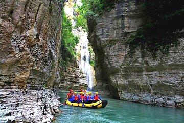 Rafting and canoe in the Grand Canyon of Albania