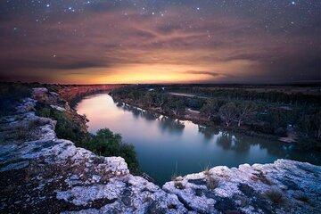 Small-Group River Murray Dark Sky and Sunset Tour with Dinner