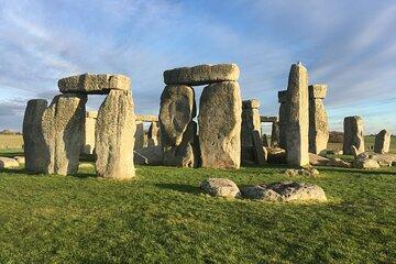 Half-Day Small-Group Tour to Stonehenge from Bath