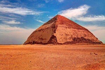 Day Tour To Giza Pyramids & Memphis City Dahshur & Saqqara Pyramids