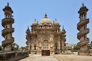 Royal Heritage: Rajkot to Gondal, Junagadh & Girnar Hill Day Trip