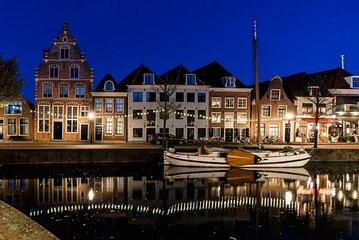 Round trip, Visit The Harbor of the Netherlands with a Electric boat in Hoorn