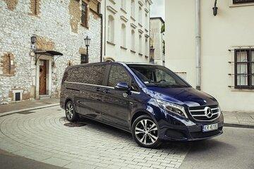 Krakow: Private Airport Transfer