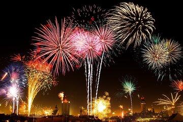 Miami: July 4th Fireworks on Biscayne Bay