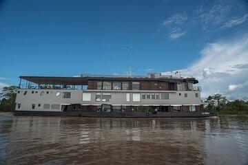 4 Day Amazon Jungle Expedition Cruise on La Perla