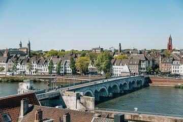 Maastricht Highlights Tour with an official Maastricht Guide