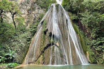 Cola de Caballo Waterfall and Santiago Magical Town (Premium SUV)