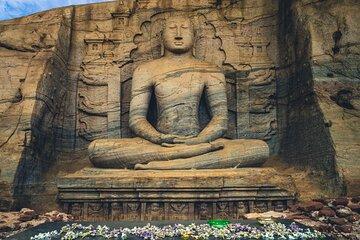 Private Polonnaruwa ancient city Guided tour From Colombo