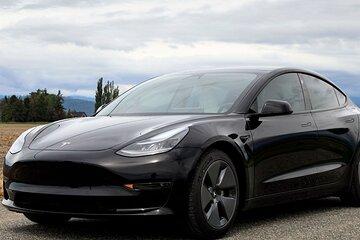 Private Tesla Transfer from Phoenix Airport to all Hotels