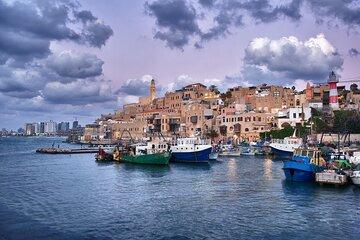 Tel Aviv : Private Walking Tour With A Guide (Private tour)