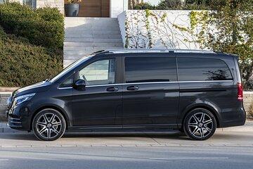 Airport Transfer: Helsinki Airport HEL to Helsinki by Luxury Van