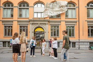 Tour of the old town with a visit to the Textile Museum