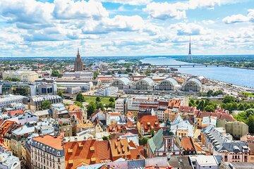 Private Custom Walking Tour with a Local Guide in Kaunas