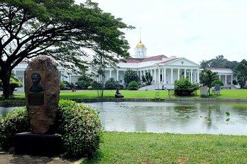 Botanical Garden And Miniature Park Of Indonesia Tour