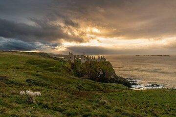 Full Day Private Luxury Tour of Causeway Coast (Giants Causeway)