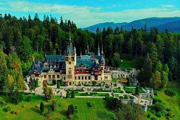 Private Day Trip to Dracula's Castle, Peles Castle and Brasov