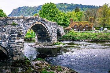 Snowdonia Scenic Drive from Llandudno and Conwy