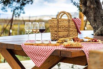Lyrarakis Winery Official Shuttle Service Tour and Taste
