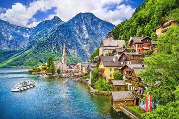 Wachau Schloss and Hallstatt Guided Day Trip from Vienna