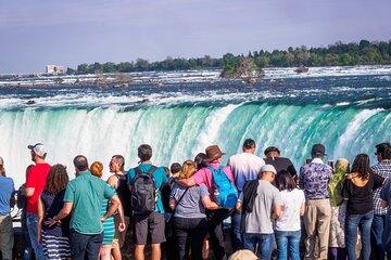 Niagara Falls One-Day Discovery Tour from Toronto