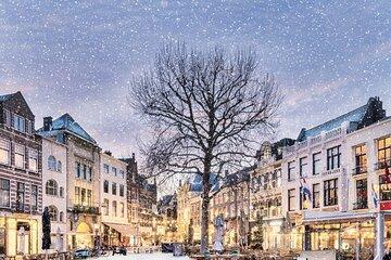 The Hague: City Walk Audio Guide in 7 Languages on your Phone