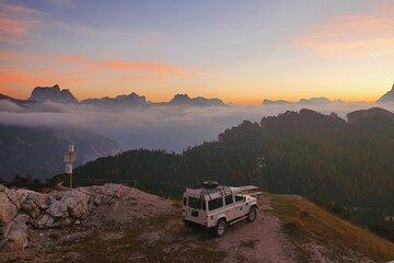 Off-road safari tour in the mountains of Cortina d'Ampezzo