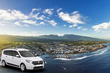 Private Full Tour of Reunion Island with Driver Guide