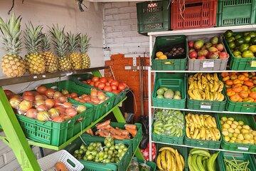 Paloquemao Fruit Tour