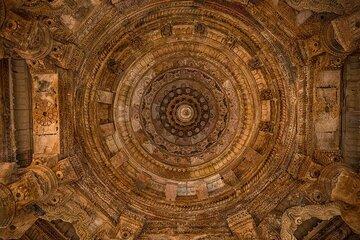 Easy Private Tour at Sun Temple and Rani Ki Vav in Premium Car