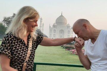 Private 4Days Taj Mahal Tour from NewYork Including Visa & Flight