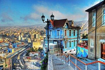 Historical Artistic and Cultural Tour of Valparaiso