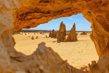 Sandboarding, Ancient Pinnacles & Lake Thetis Escape Day Tour