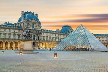 One Day Paris Tour from Le Havre with Notre-Dame and River Cruise