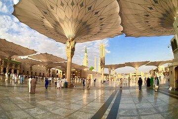 Medina Ziyarah A Spiritual Journey in the City of the Prophet